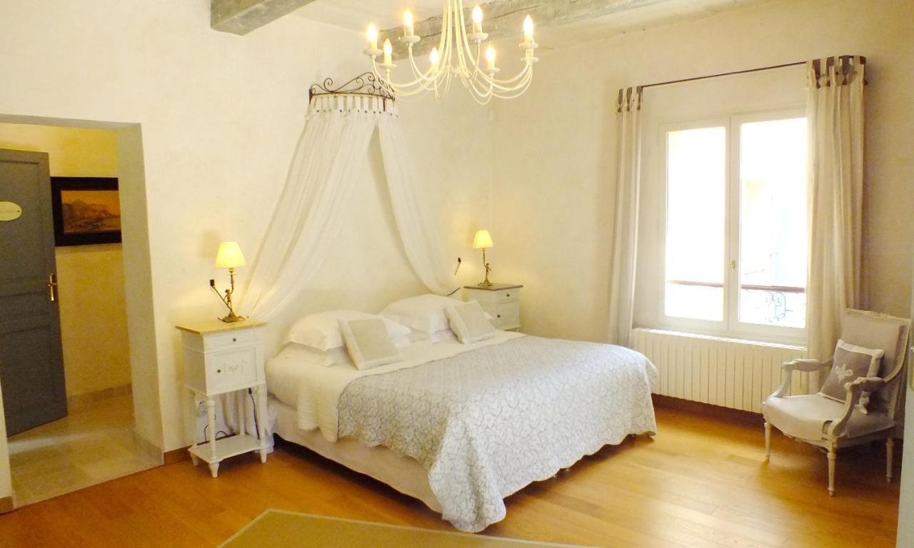 오바뉴 La Royante B&B 외부 사진