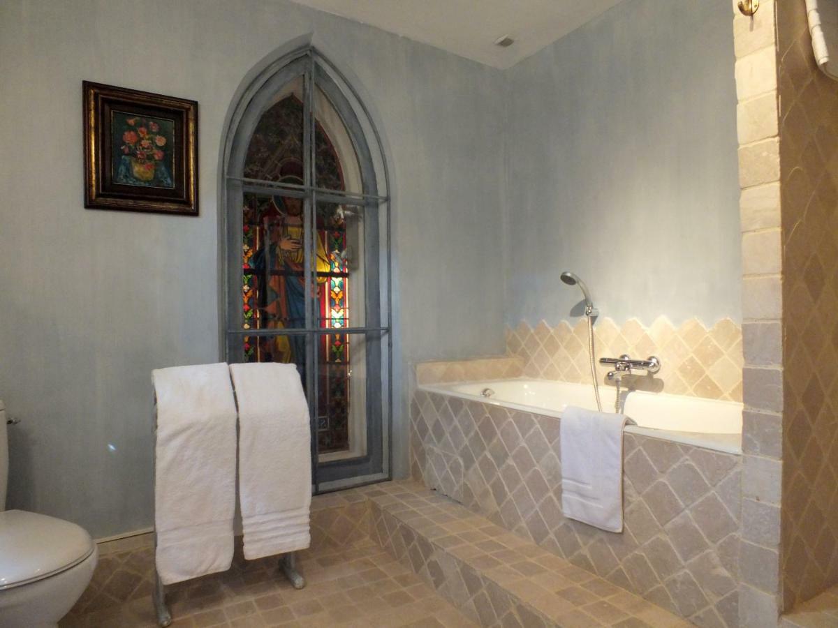 오바뉴 La Royante B&B 외부 사진